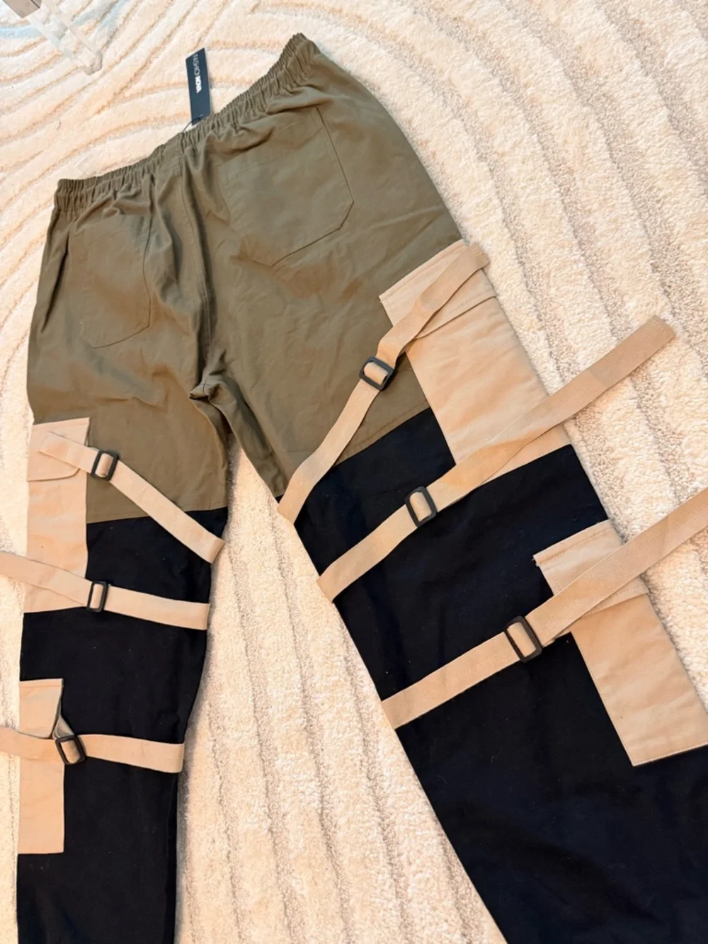 Fashion Nova Olive, Khaki & Black Cargo Pants - Picture 8 of 9